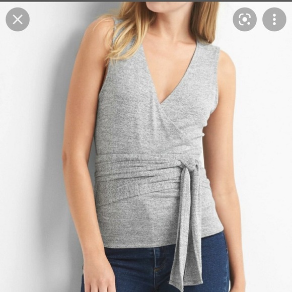 Super cute heathered pink Gap wrap top - Picture 4 of 4